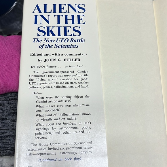 Vintage UFO book 1969 - Picture 2 of 5